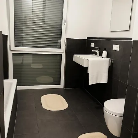 Haus Am Vogesenblick شقة